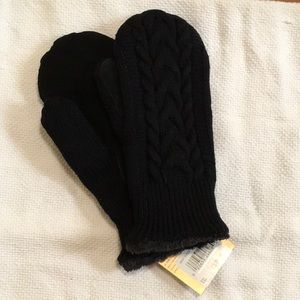 Black isotoner mittens w/suede palms NWT